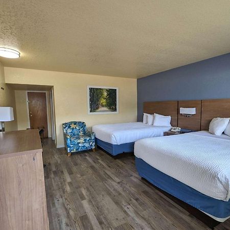 University Inn Gainesville Bagian luar foto